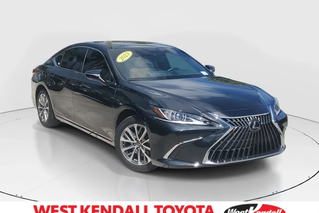 2023 Lexus ES 350 photo 1