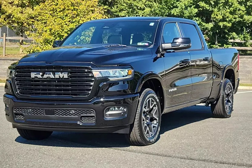 2025 Ram 1500 Laramie photo 1