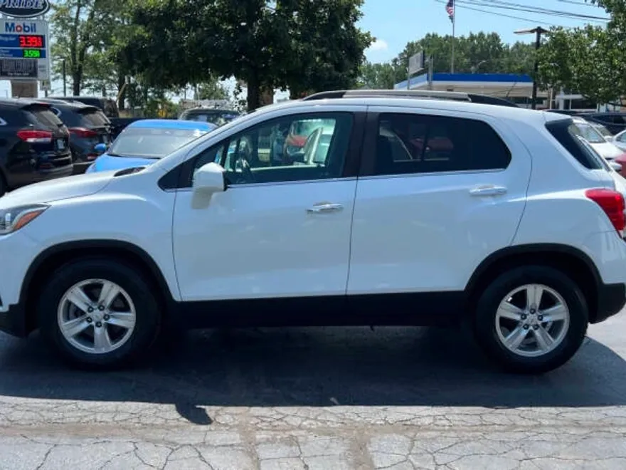 2018 Chevrolet Trax LT photo 1