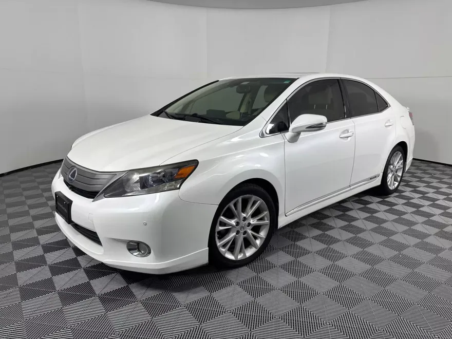 2010 Lexus HS 250h photo 1