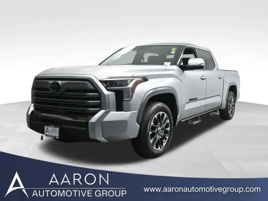 2023 Toyota Tundra Limited CrewMax photo 1