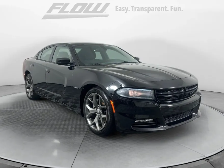 2015 Dodge Charger R/T photo 1