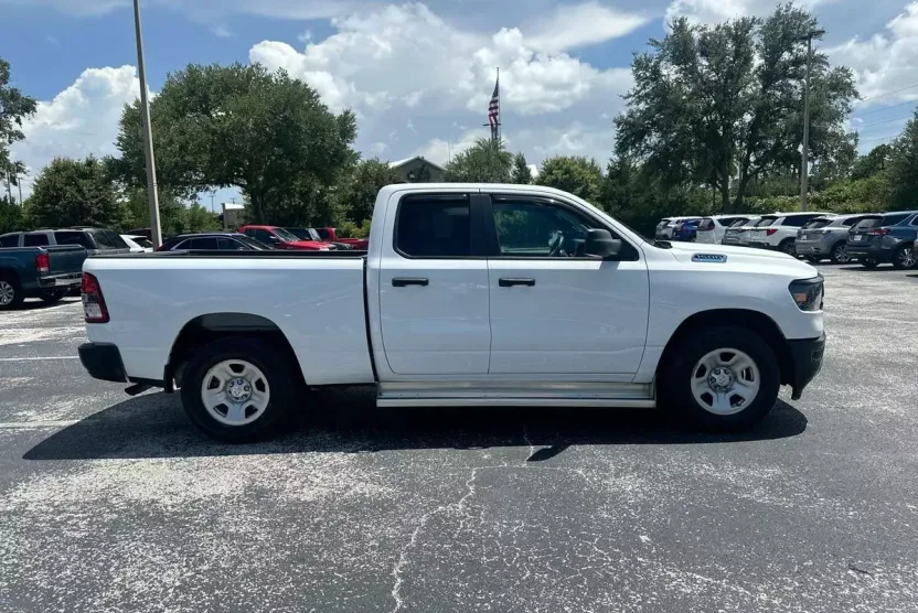 2023 Ram 1500 Tradesman photo 1