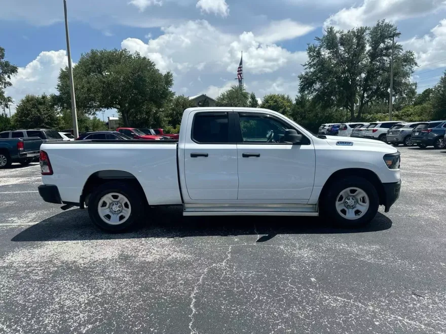 2023 Ram 1500 Tradesman photo 1