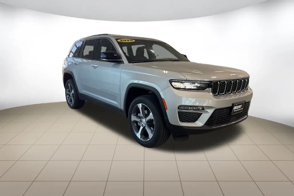 2025 Jeep Grand Cherokee Limited photo 1