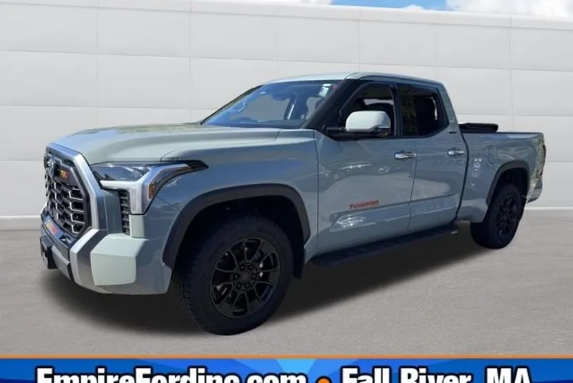 2022 Toyota Tundra Limited photo 1