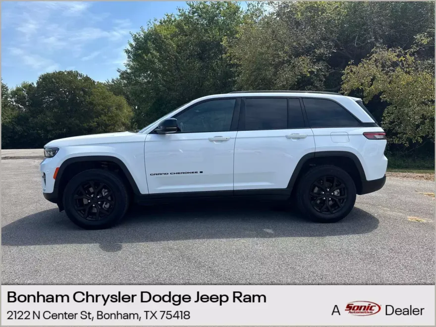 2024 Jeep Grand Cherokee Altitude photo 1