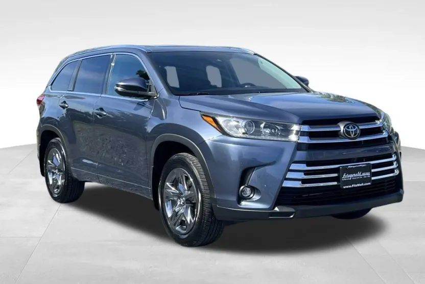 2019 Toyota Highlander Limited photo 1