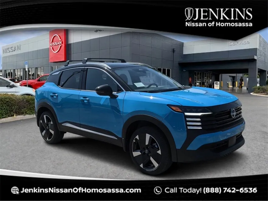 2025 Nissan Kicks SR photo 1