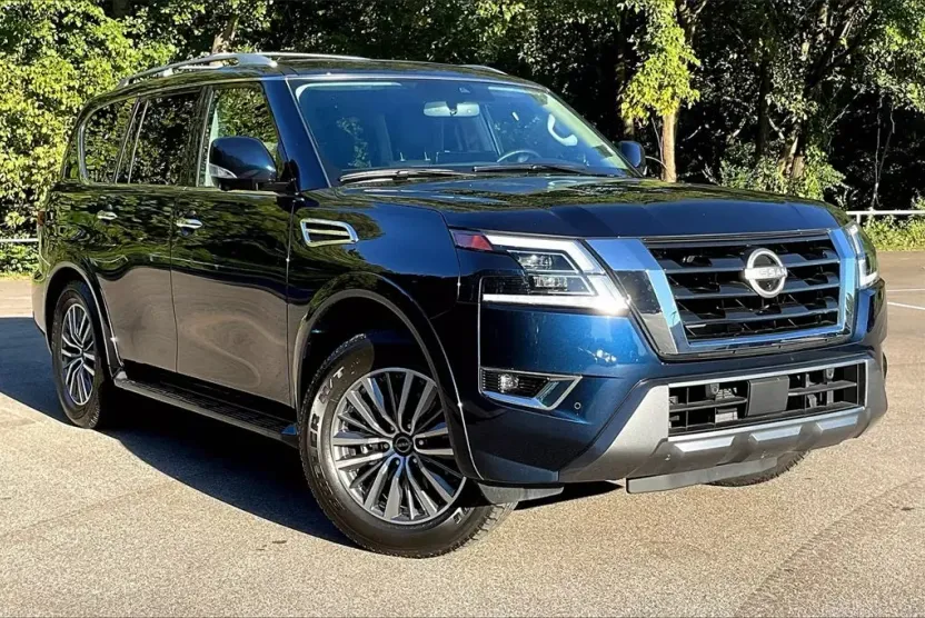 2024 Nissan Armada SL photo 1