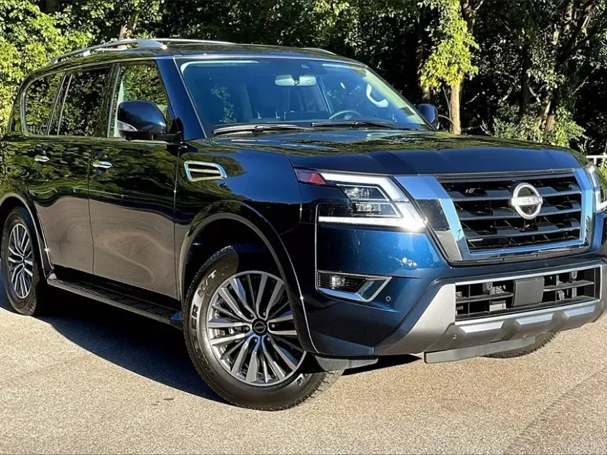2024 Nissan Armada SL photo 1