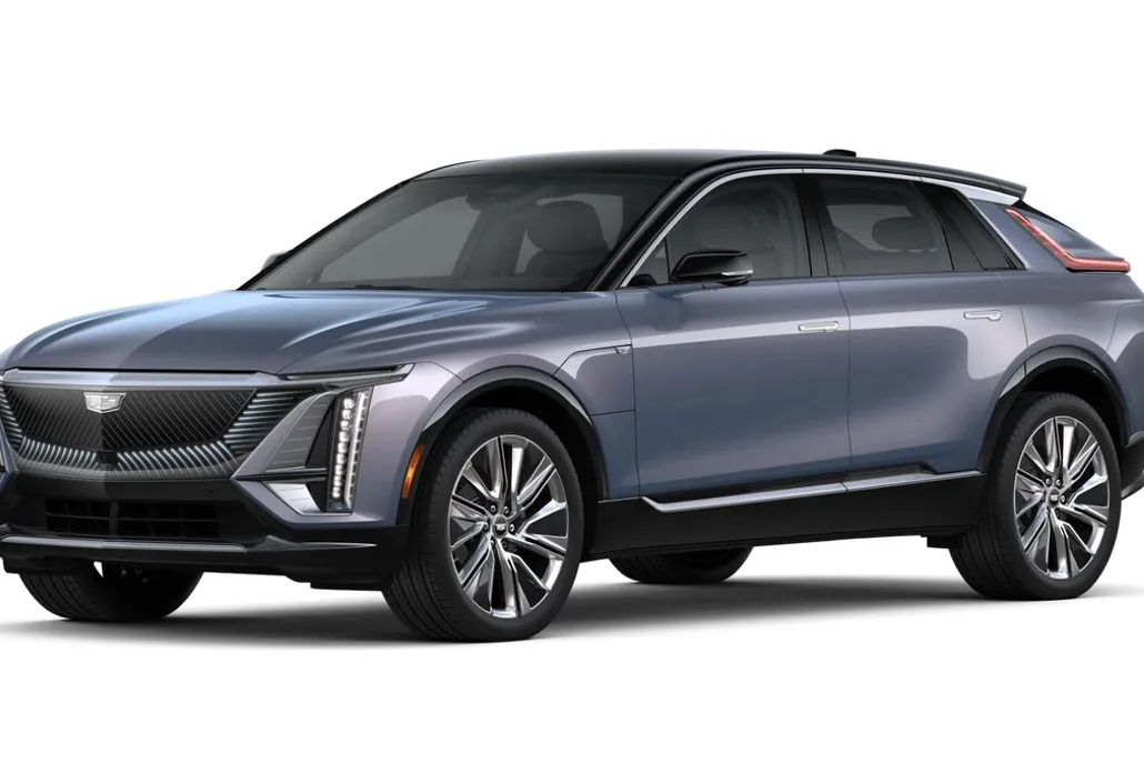 2025 Cadillac Lyriq Luxury photo 1