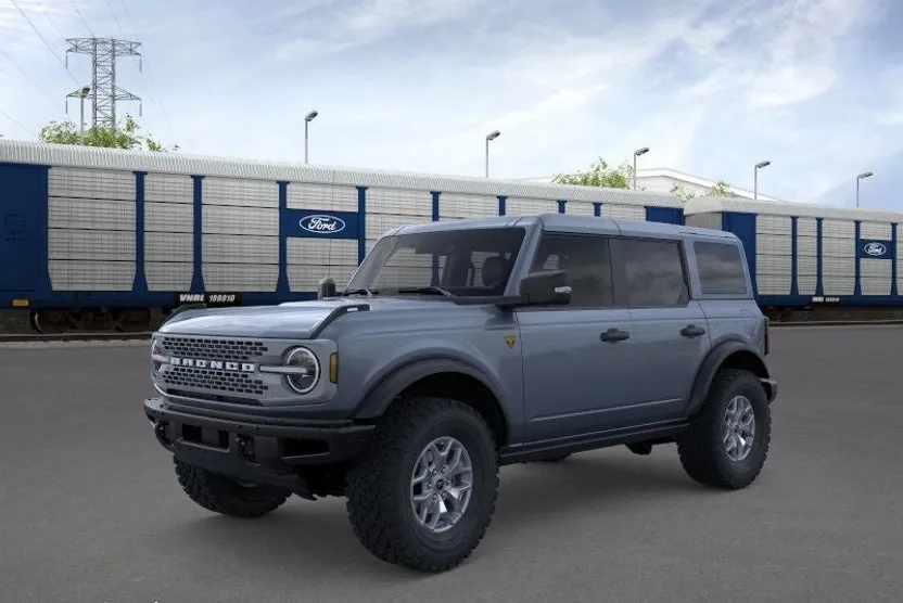 2025 Ford Bronco Badlands photo 1