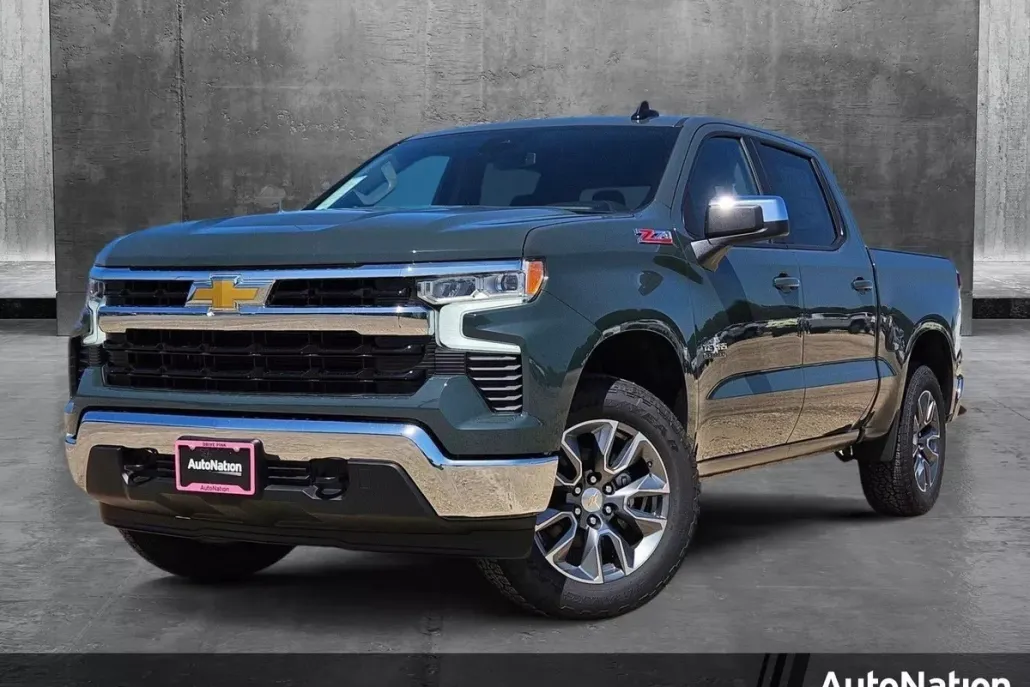 2025 Chevrolet Silverado 1500 LT photo 1