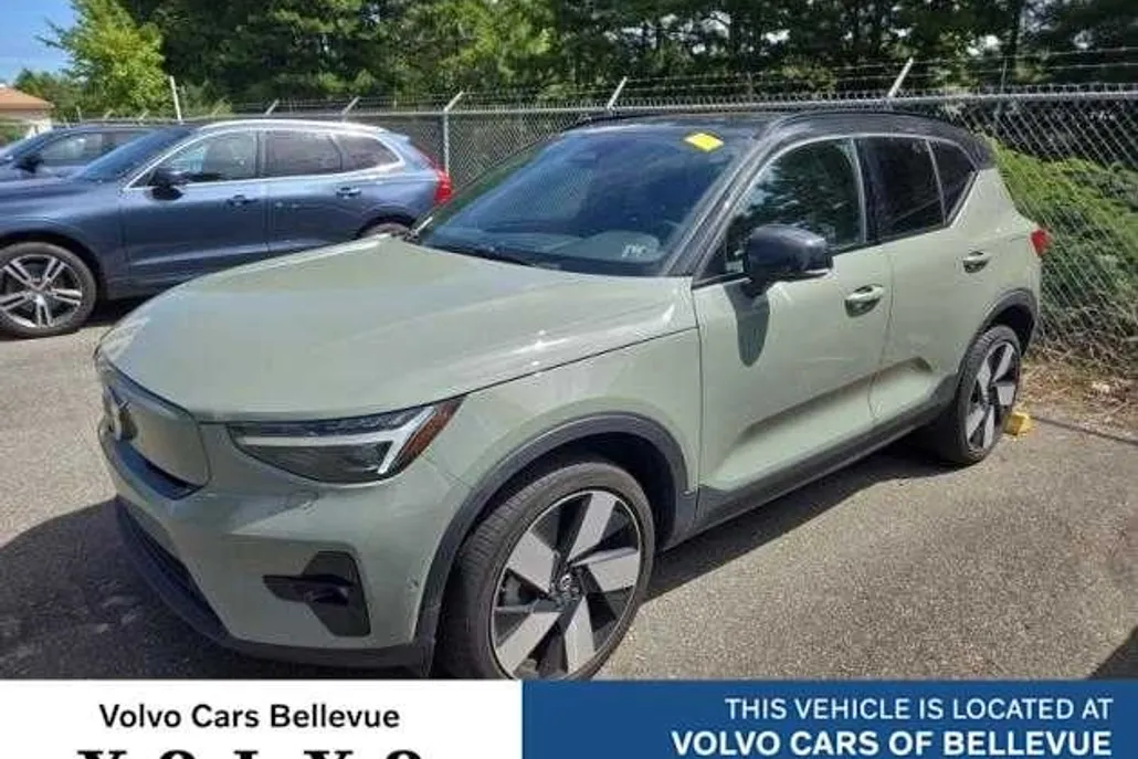 2023 Volvo XC40 Recharge Ultimate photo 1