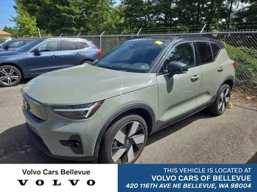 2023 Volvo XC40 Recharge Ultimate photo 1