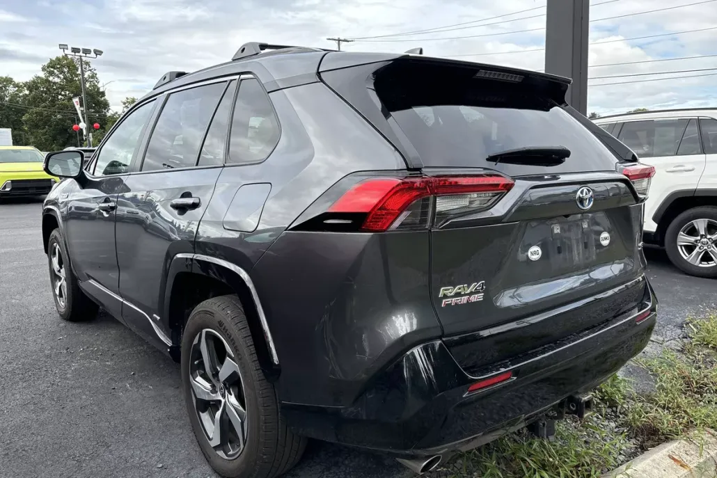 2021 Toyota RAV4 Prime XLE Premium photo 1