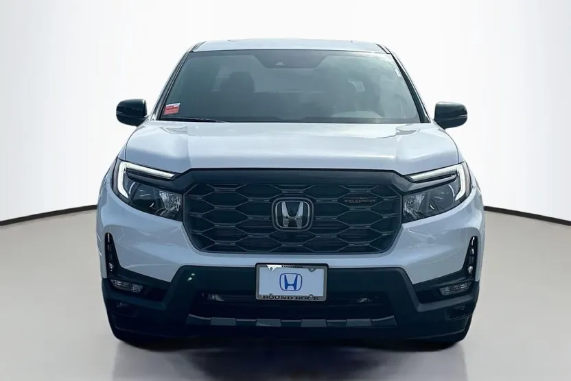 2025 Honda Ridgeline TrailSport photo 1