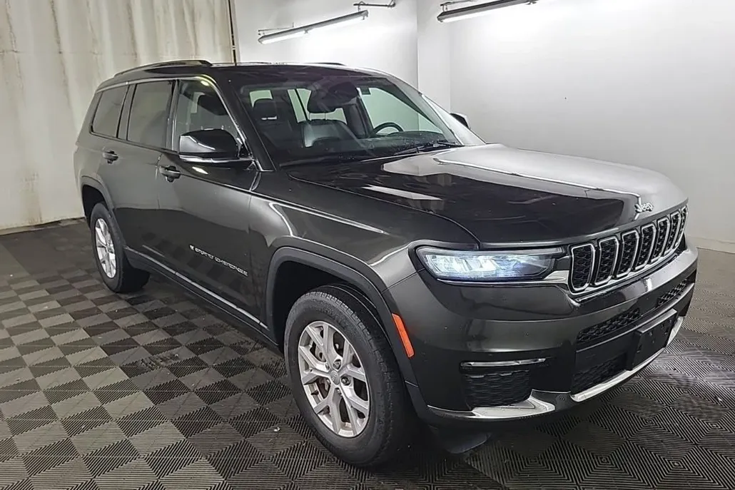 2021 Jeep Grand Cherokee Limited photo 1
