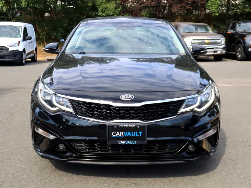 2019 Kia Optima LX photo 1