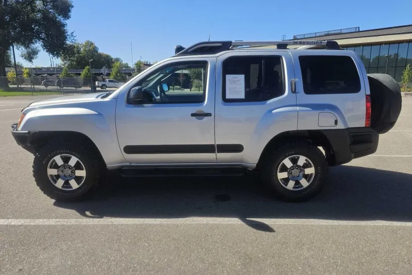 2012 Nissan Xterra PRO-4X photo 1