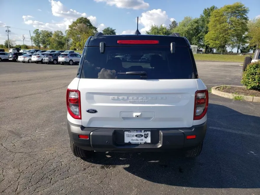 2025 Ford Bronco Sport Outer Banks photo 1