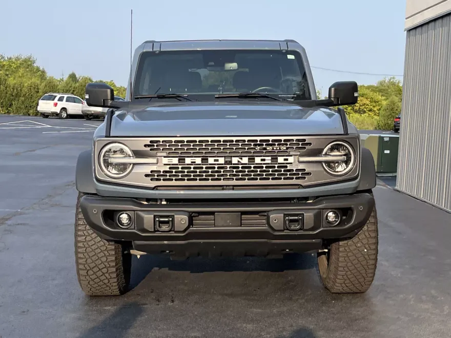 2023 Ford Bronco Badlands photo 1