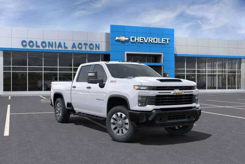 2025 Chevrolet Silverado 2500HD Custom photo 1