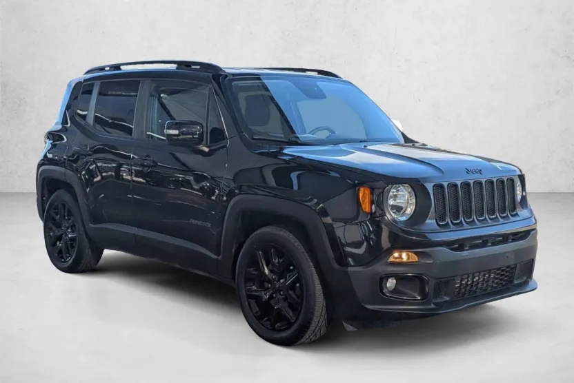 2017 Jeep Renegade Latitude North Edition photo 1