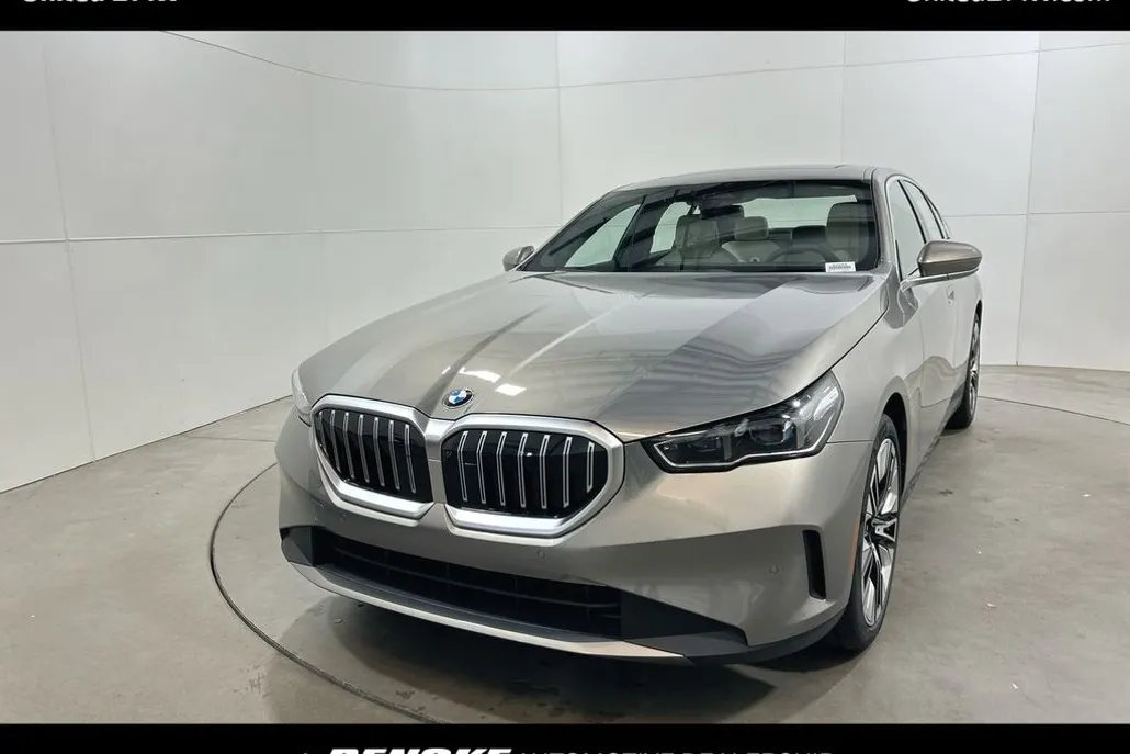 2026 Bmw 530i photo 1