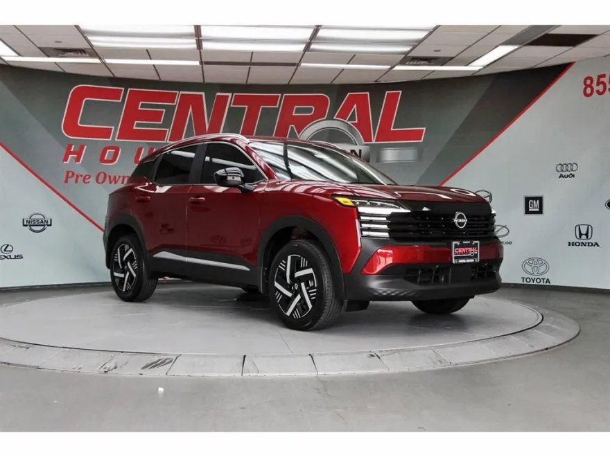 2026 Nissan Kicks SV photo 1