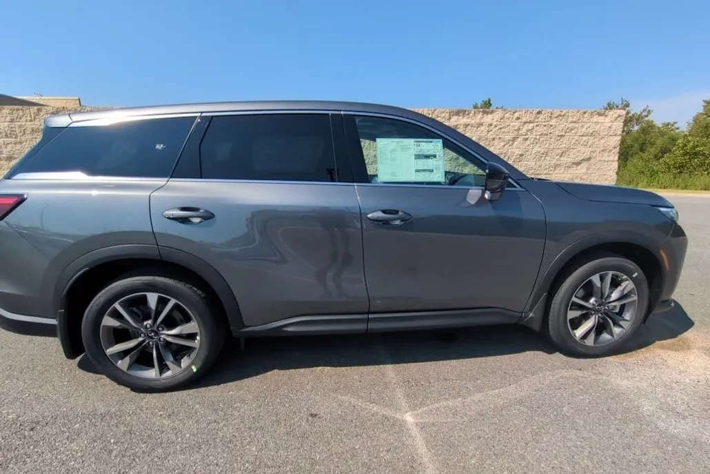 2026 Infiniti QX60 Pure photo 1