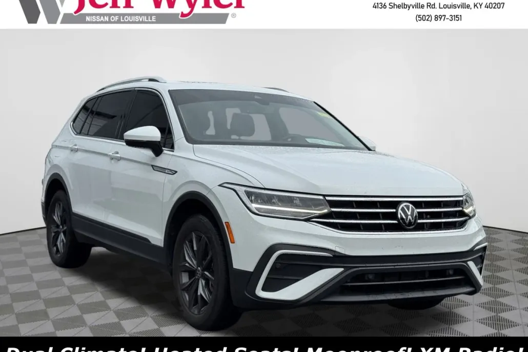 2022 Volkswagen Tiguan SE photo 1