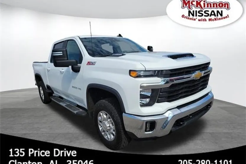 2024 Chevrolet Silverado LT photo 1