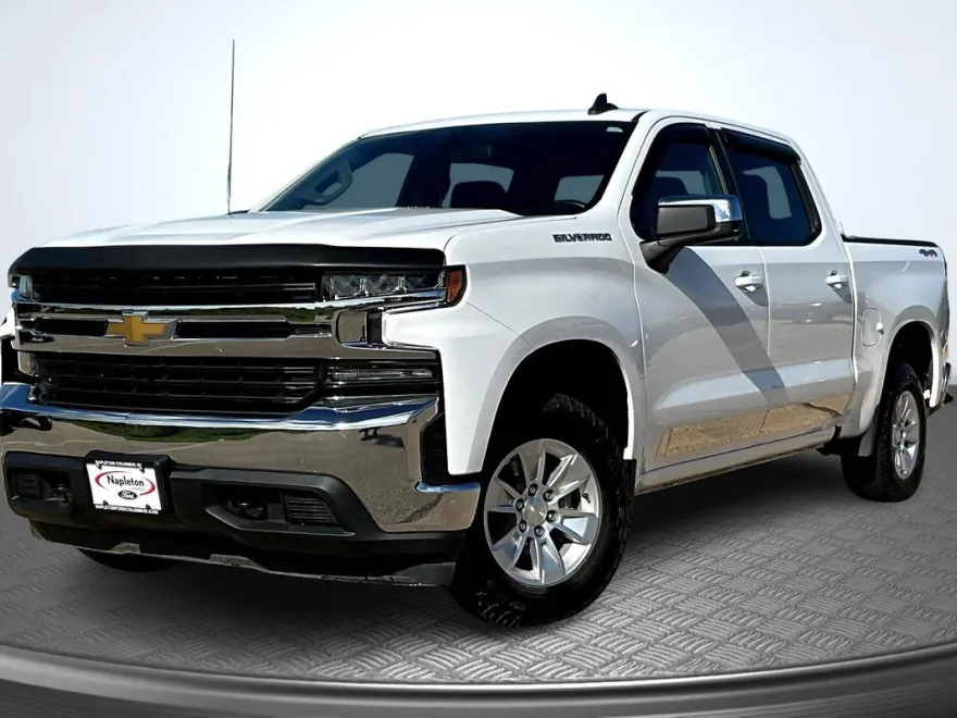 2021 Chevrolet Silverado 1500 LT photo 1