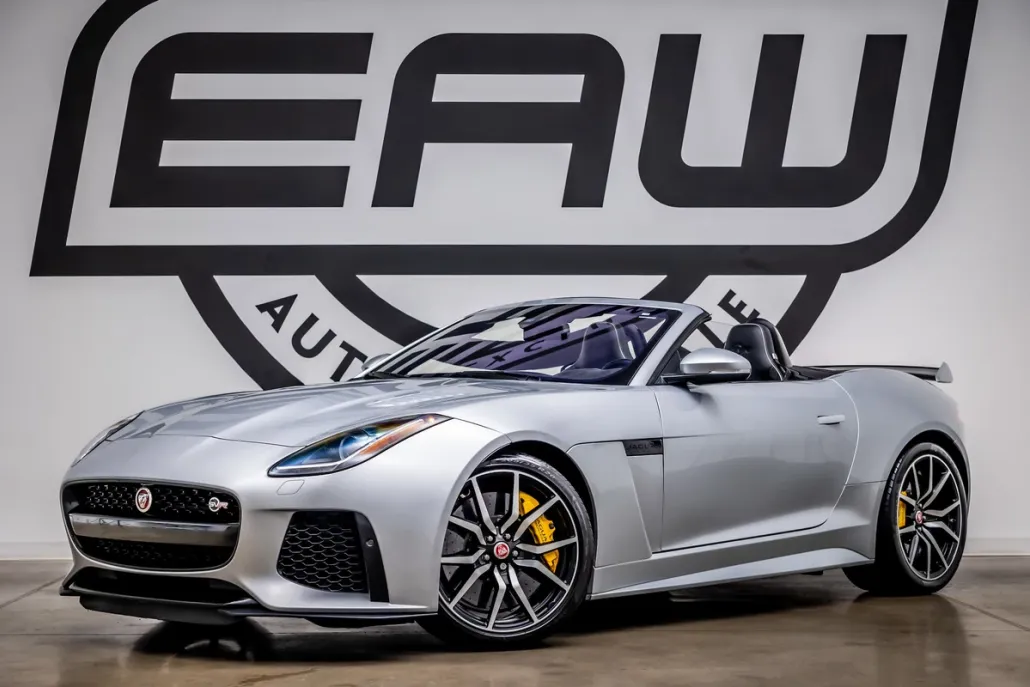 2017 Jaguar F-TYPE SVR photo 1