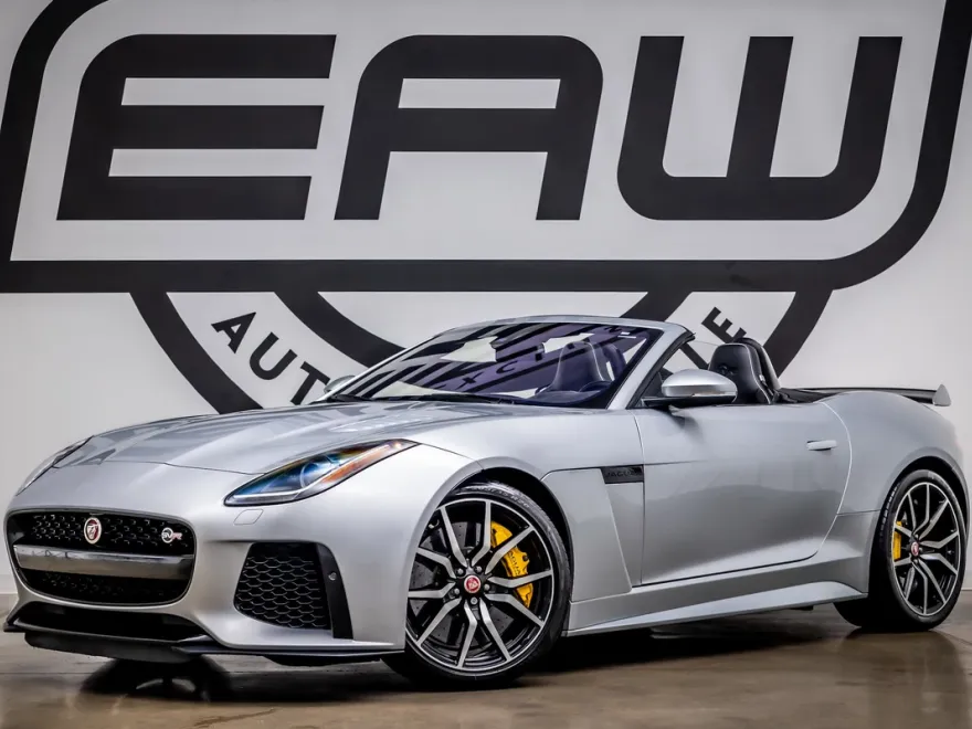 2017 Jaguar F-TYPE SVR photo 1