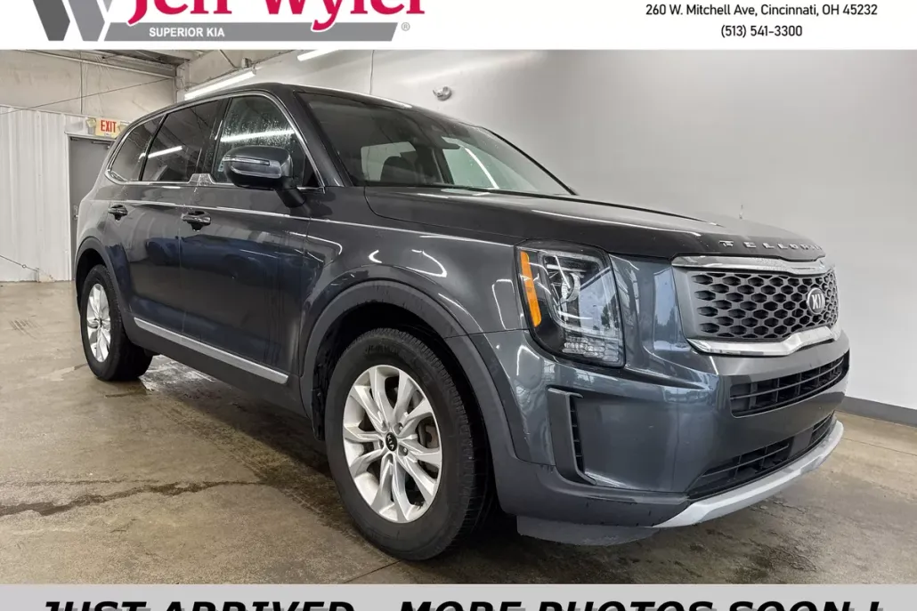 2020 Kia Telluride LX photo 1
