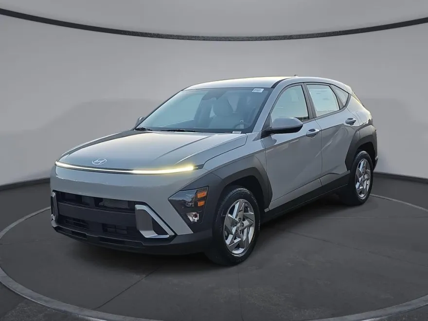 2026 Hyundai Kona SE photo 1