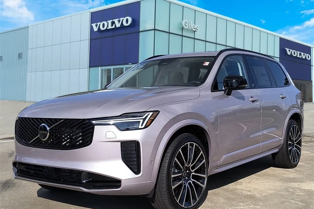 2026 Volvo XC90 photo 1