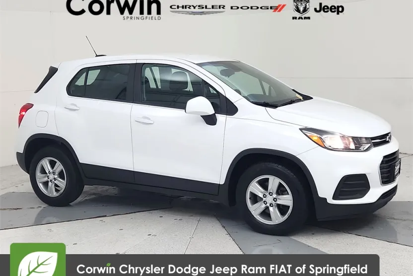 2019 Chevrolet Trax LS photo 1