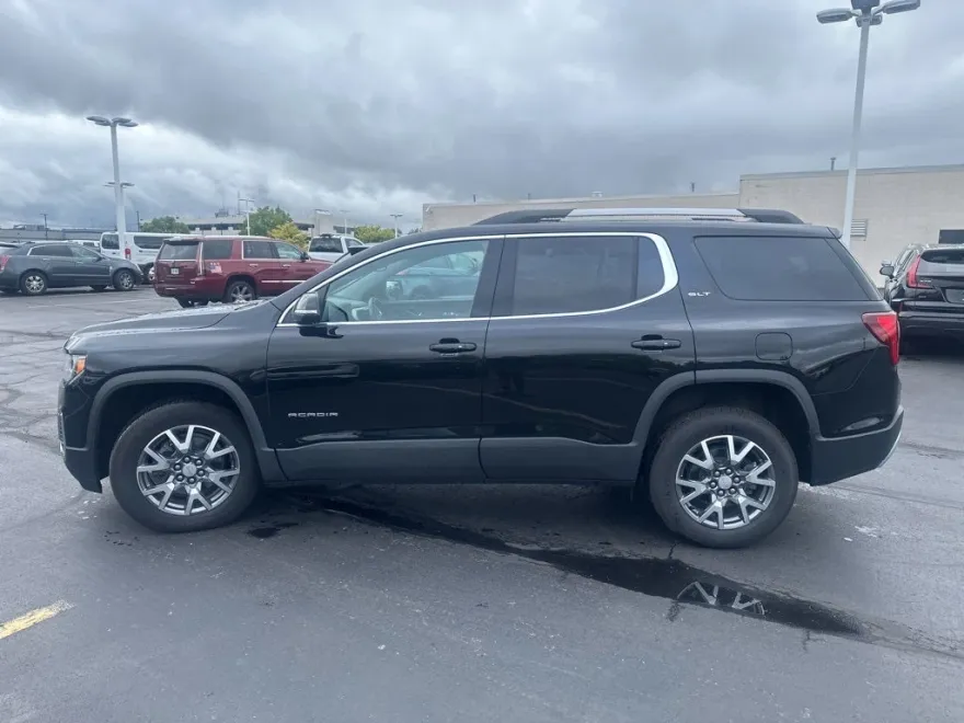 2023 Gmc Acadia SLT photo 1