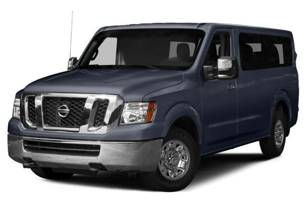 2015 Nissan NV3500 photo 1