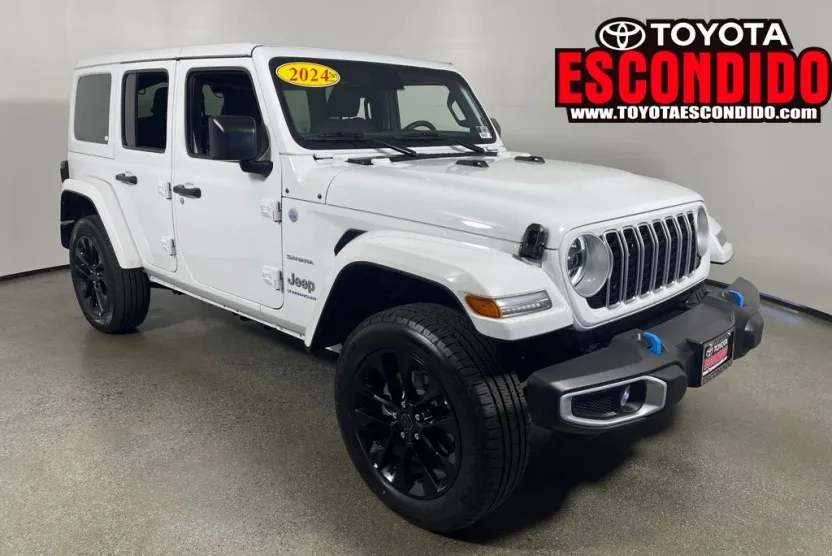 2024 Jeep Wrangler 4xe Sahara photo 1