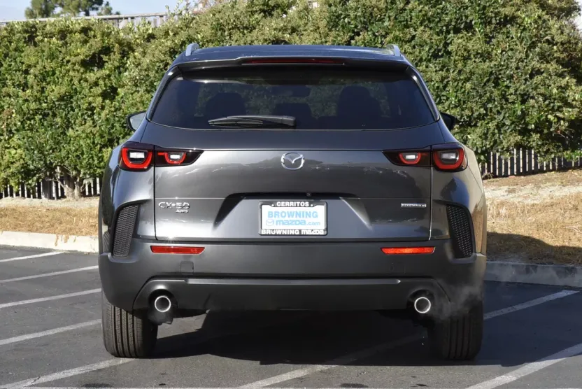 2025 Mazda CX-50 2.5 S Preferred photo 1
