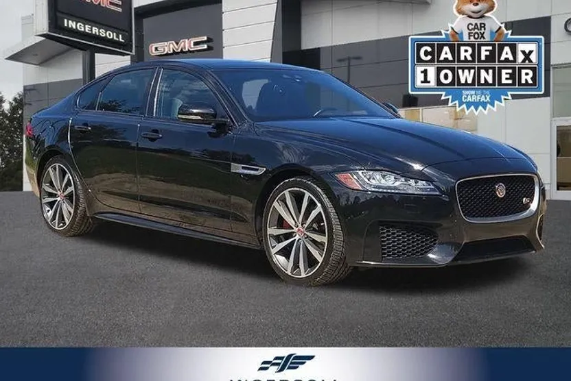 2017 Jaguar XF S photo 1