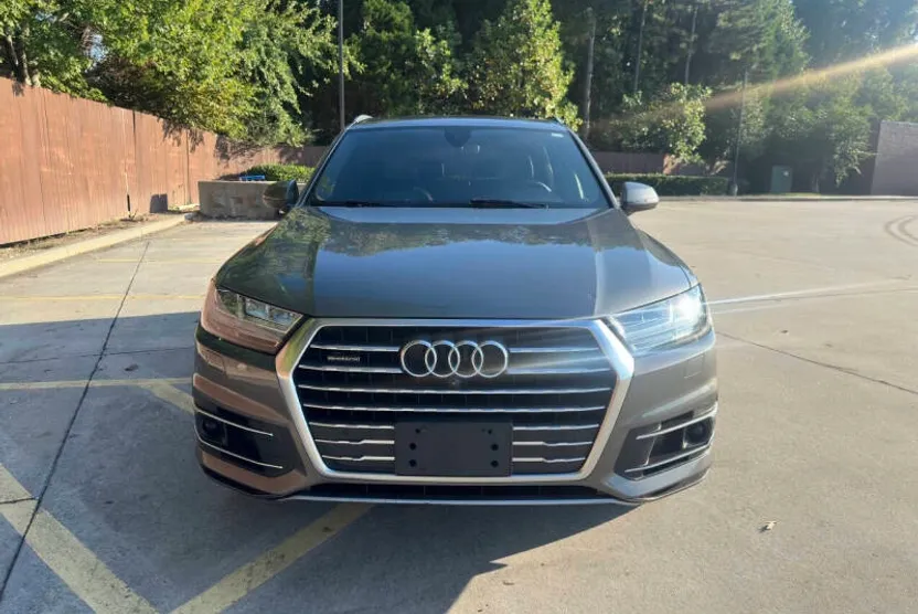 2017 Audi Q7 2.0T Premium Plus photo 1