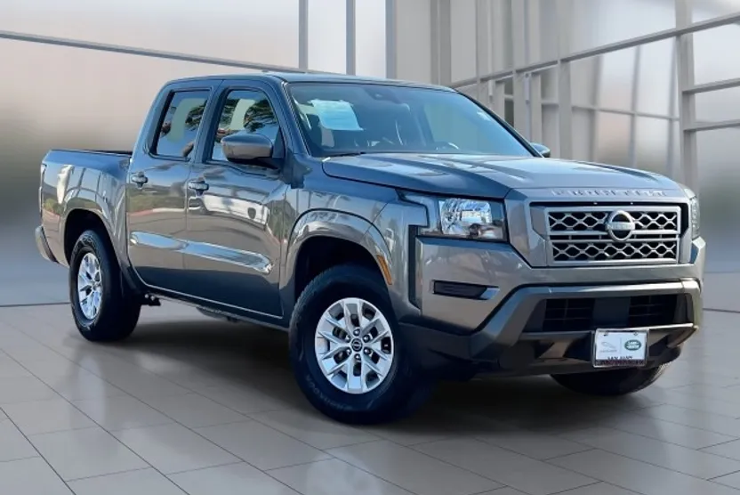 2024 Nissan Frontier SV photo 1
