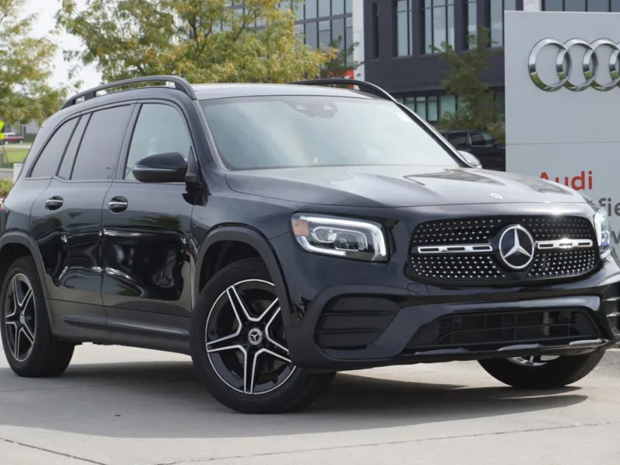 2020 Mercedes Benz GLB 250 4MATIC photo 1