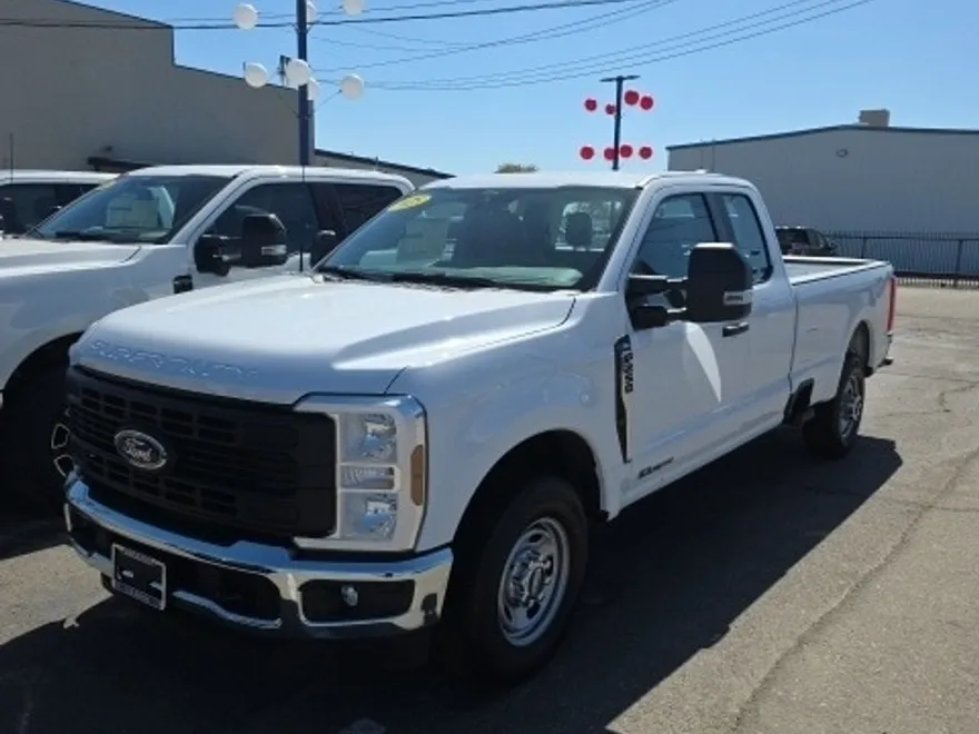 2025 Ford F-250 XL photo 1